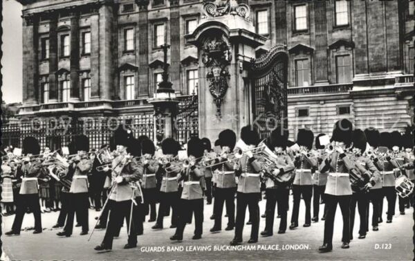 Leibgarde Wache Guards Band Buckingham Palace London Tr