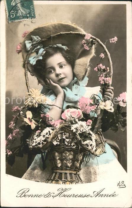 Kinder Child Enfants Mädchen Hutmode Blumen Korb Foto-JC-Par