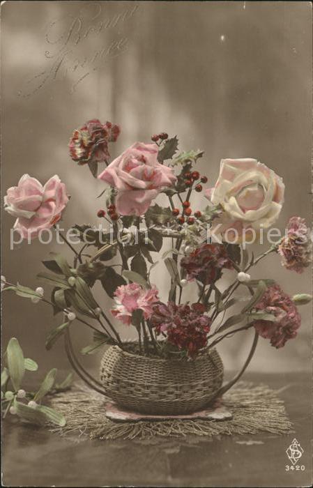 Neujahr Rosen Nelken Mistel Stechpalme