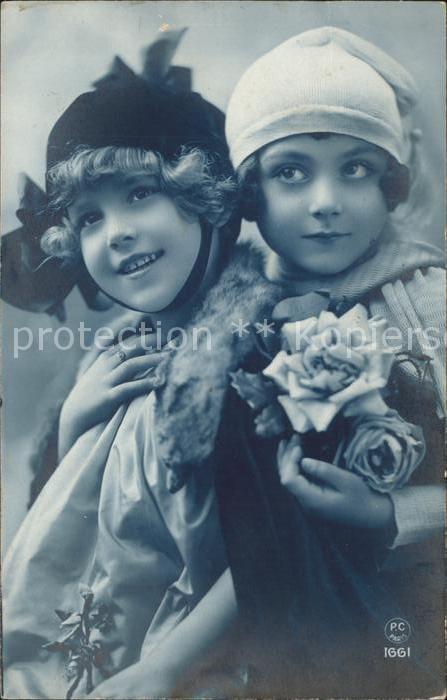 Foto PC Paris Nr. 1661 Kinder Rose Zipfelmütze