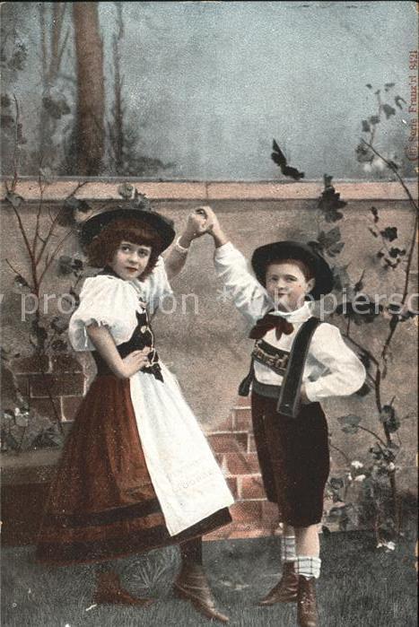 Trachten Kinder