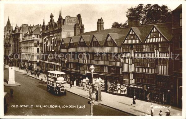 Autobus Omnibus Old Staple Inn Holborn London