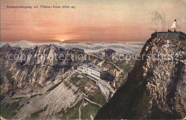 Pilatus Kulm bei Sonnenuntergang