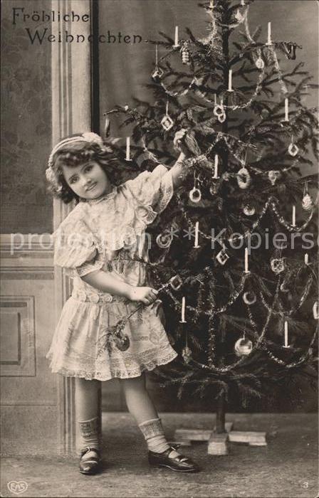 Foto EAS Nr. 3 Weihnachten Kind Weihnachtsbaum