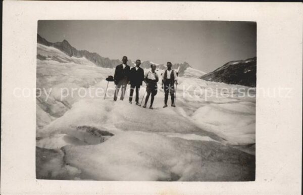 Bergsteigen Klettern Wanderung Gletscher Gruppenfoto