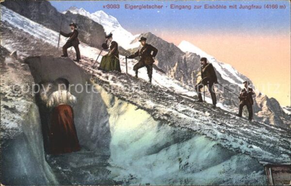Bergsteigen Klettern Eigergletscher Eingang Eishöhle Jungfra