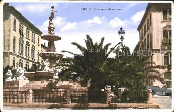 Split Spalato Monumentalna cesma Brunnen Skulptur