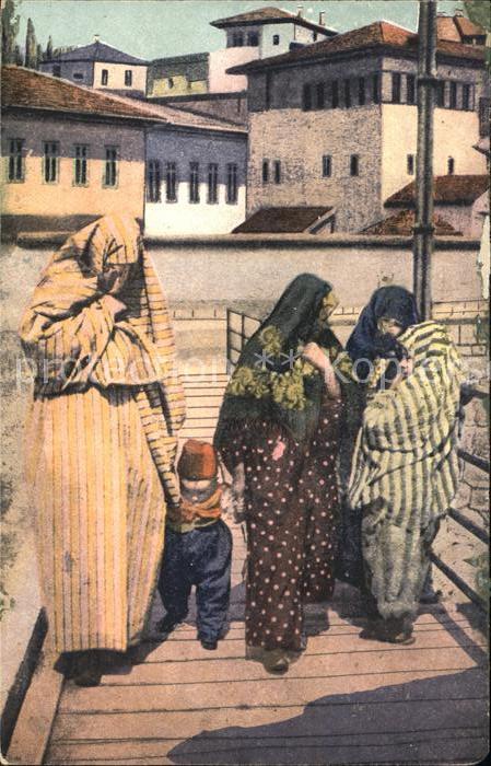 Bosnien Herzegowina Mohamedanische Frau und Mädchen