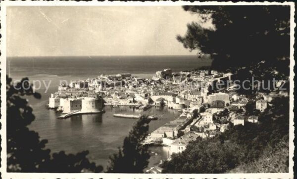 Dubrovnik Ragusa Blick auf Hafen und Altstadt