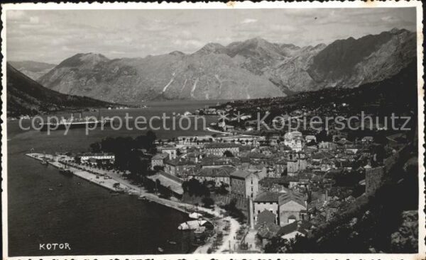 Kotor Montenegro Panorama Bucht Dampfer Gebirge