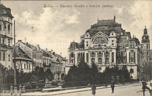 Kassa Kosice Kaschau Slovakia Narodne divadlo s hornym parkom