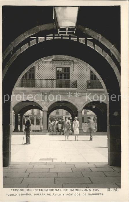 Barcelona Cataluna pueblo Espanol puerta de avila y portic