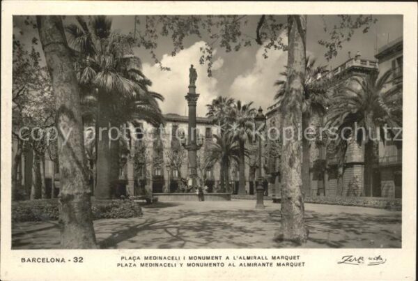 Barcelona Cataluna plaza medinaceli y monumento al almiran