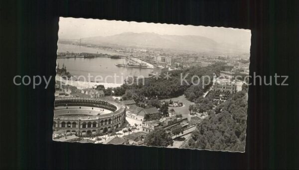 Malaga Andalucia Plaza de Toros y Puerto Hafen