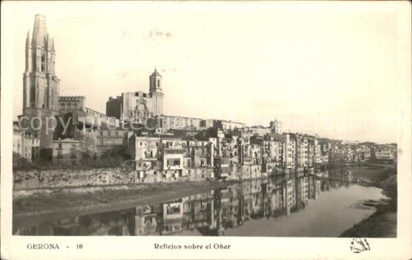 Gerona Reflejos sobre el Onar