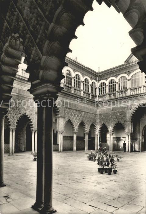 Sevilla Andalucia Patio de las Doncellas