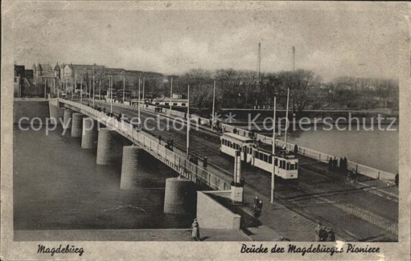 Strassenbahn Magdeburg Brücke der Magdeburger Pionie