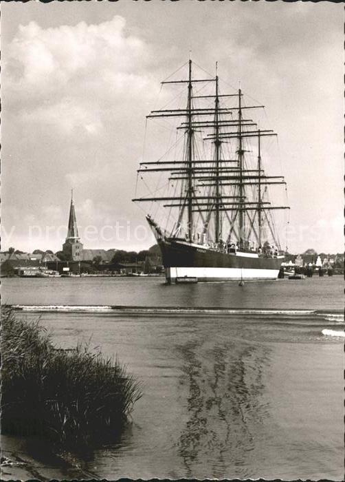 Segelschiffe Schulschiff Passat Travemünde