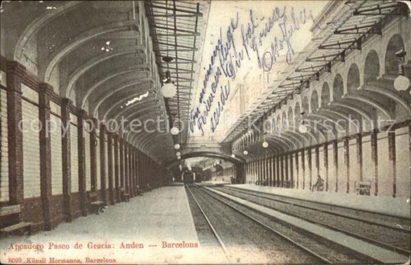Barcelona Cataluna A peadero Paseo de Gracia Anden