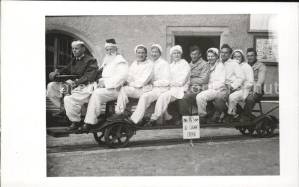 Salzbergwerk Bergbahn Gruppenfoto
