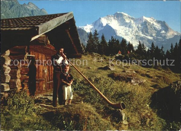 Alphorn Alphornbläser Sennenbub Wengen Jungfrau