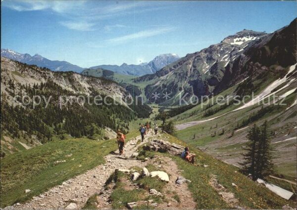 Wandern Iffigenalp Aufstieg Iffigsee Lenk Berne