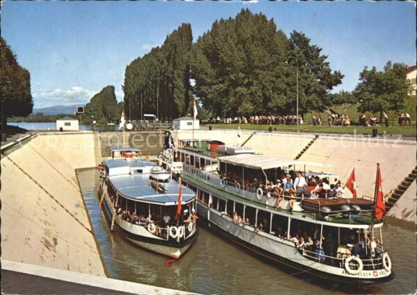 Motorboote Basel Schleuse Augst