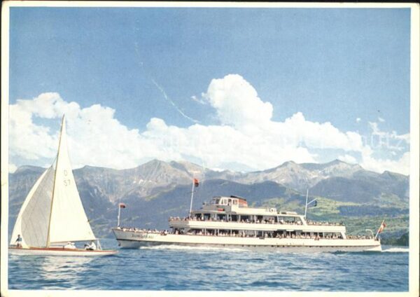 Motorschiffe MS Jungfrau Thunersee Segelboot