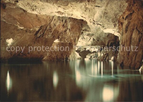 Hoehlen Caves Grottes Lac Souterrain St.-Leonard