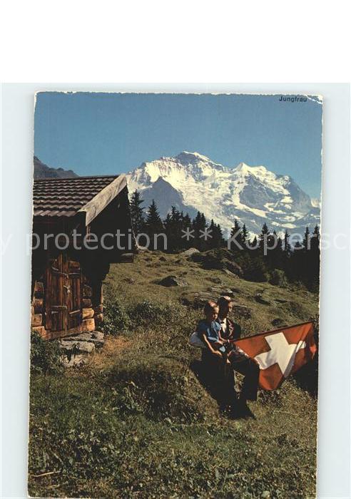 Fahnenschwingen Tracht Jungfrau Berner-Oberland