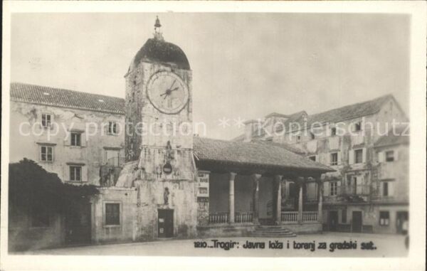 Trogir Trau Javna loza i toranj za gradski sat