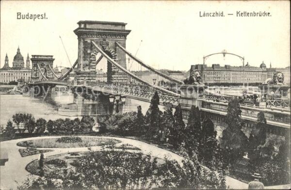 Budapest Lanczhid Kettenbrücke Donau