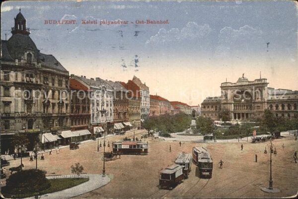 Budapest Keleti palyaudvar Ostbahnhof Strassenba
