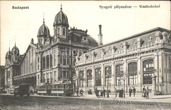 Budapest Nyugati palyaudvar Westbahnhof