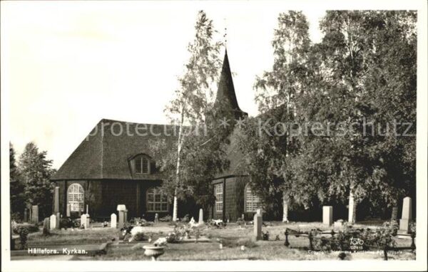 Haellefors Kyrkan Kirche Friedhof