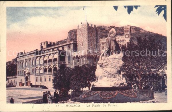 Monaco Palais du Prince Monument Statue