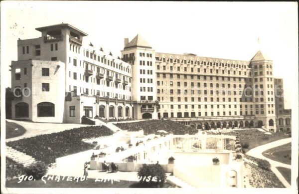 Lake Louise Chateau Lake Louise