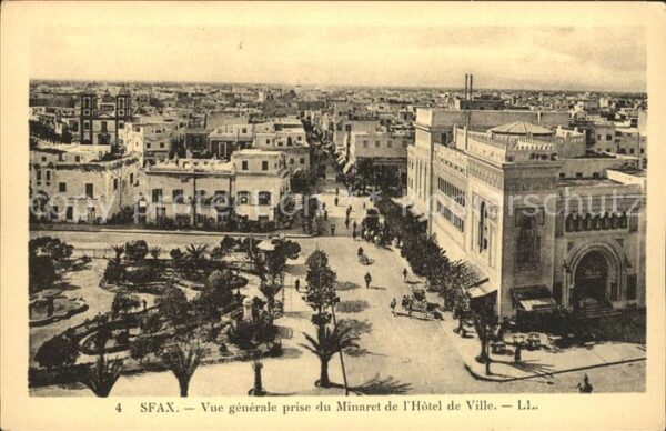Sfax Tunesie Vue generale prise du Minaret de l_Hote