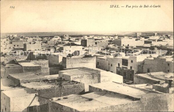 Sfax Tunesie Vue prise de Bab el Garbi