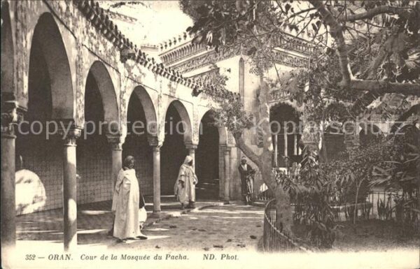 Oran Algerie cour del Mosquee du Pacha