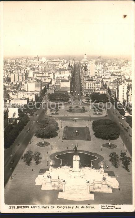 Buenos Aires Plazza Congreso Av de Mayo