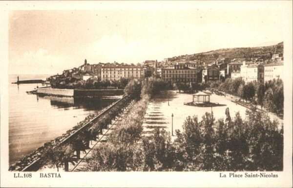 Bastia la Place Saint Nicolas