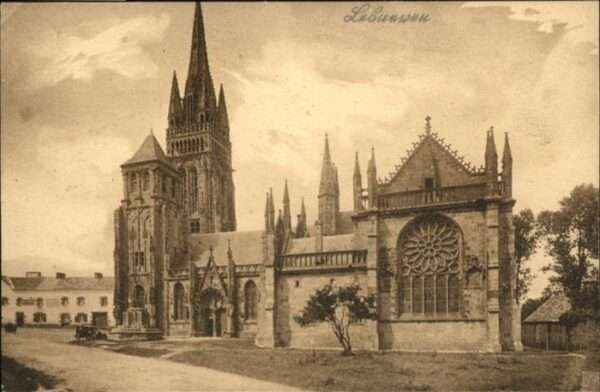Lesneven Eglise du Folgoet