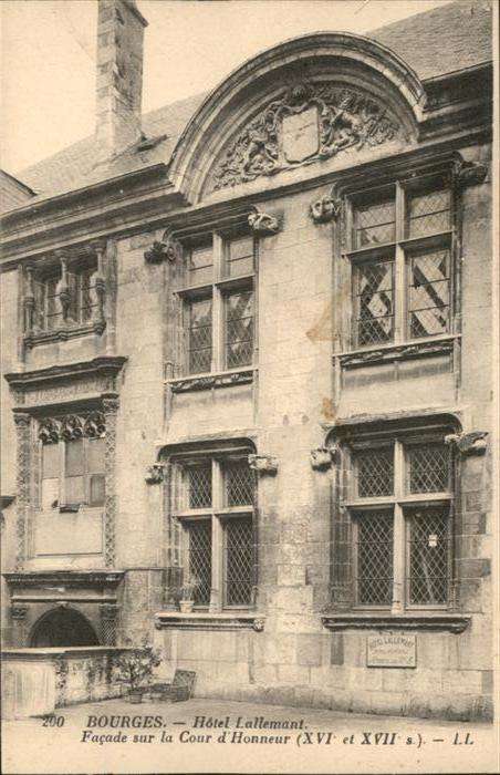 Bourges Hotel Lallemant Facade sur la Cour d_Ho