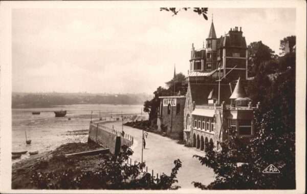 Dinard 35 Dinard le Yachting Club