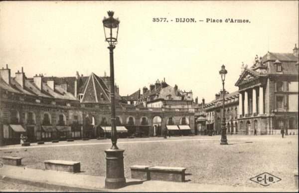 Dijon 21 Dijon Place d_Armes
