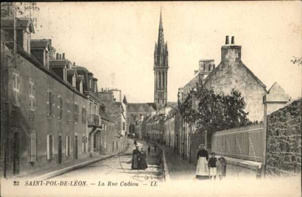 Saint-Pol-de-Leon la Rue Cadiou