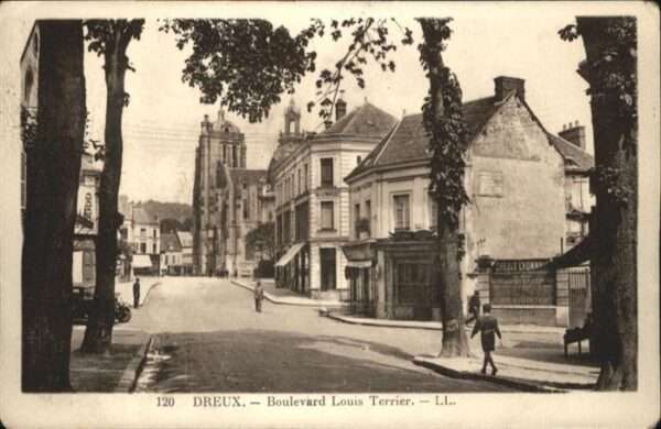 Dreux Boulevard Louis Terrier