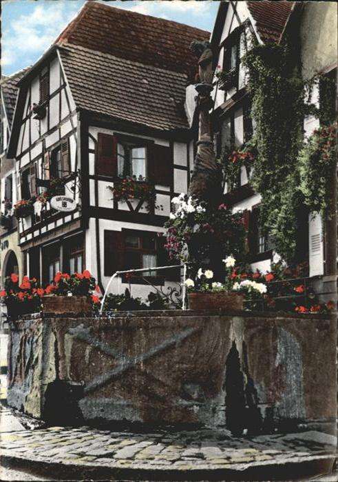 Dambach-la-Ville Fontaine Ours