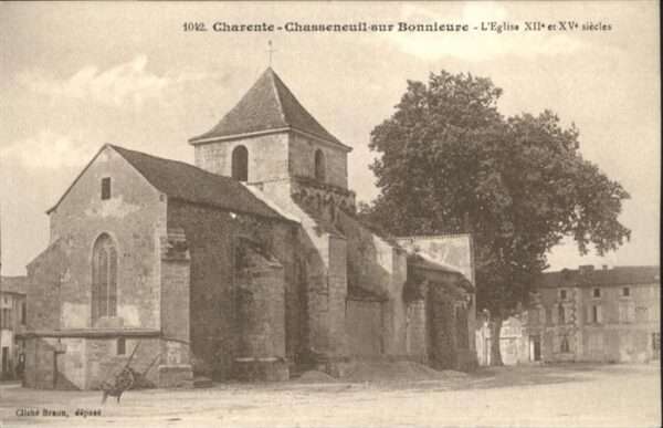 Chasseneuil-sur-Bonnieure Charente Eglise